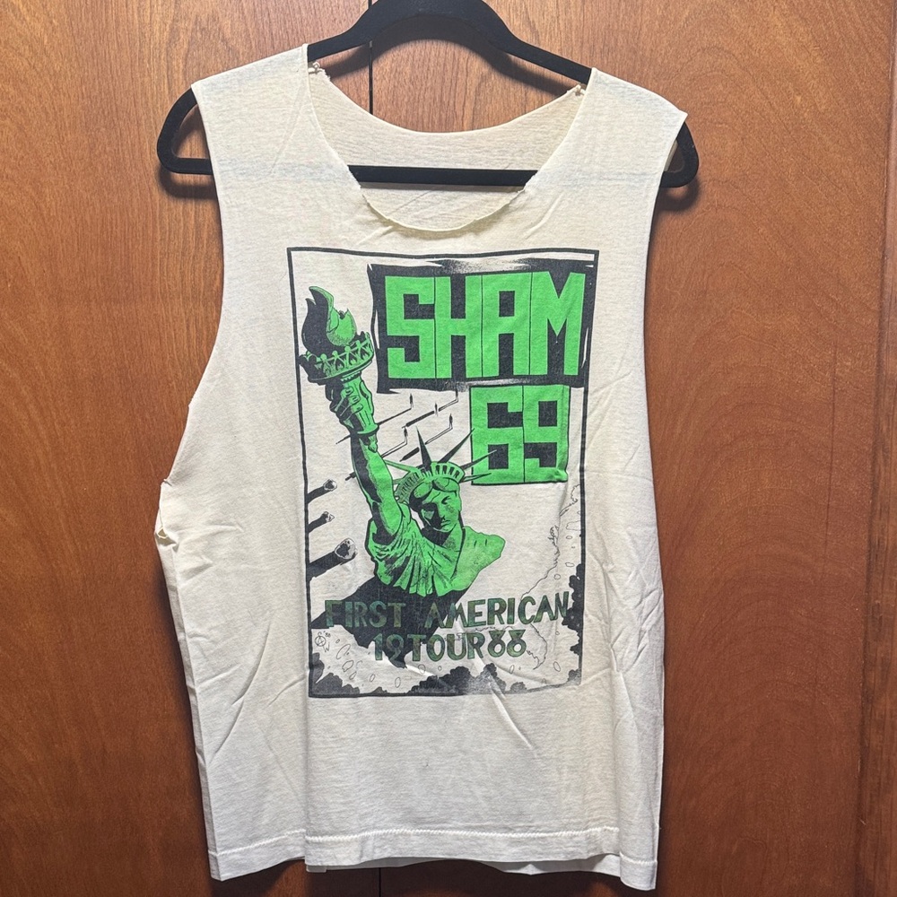 Vintage Rare UK Punk Band Sham 69 Authentic 1988 First American Tour t-shirt.